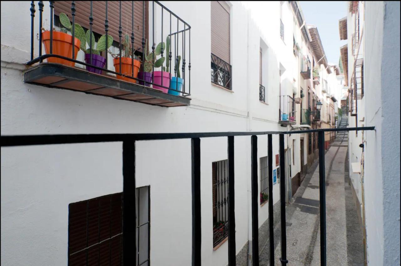 Apartamentos Centro Historico A Los Pies De La Alhambra Granada Eksteriør bilde